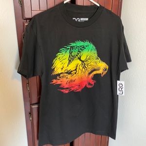 Men’s LRG t-shirt